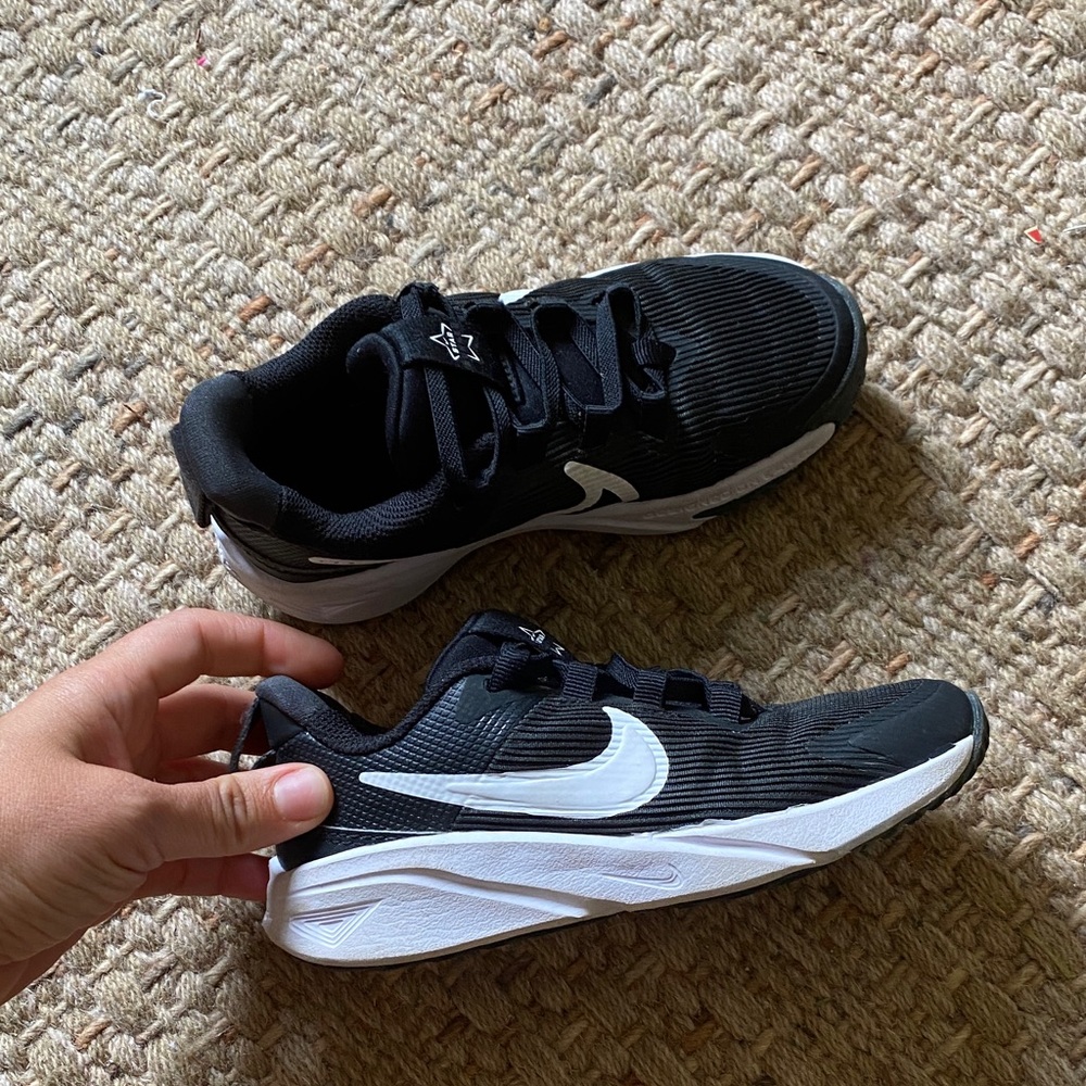 Nike Black and White Athletic Shoes kids size 11.5
